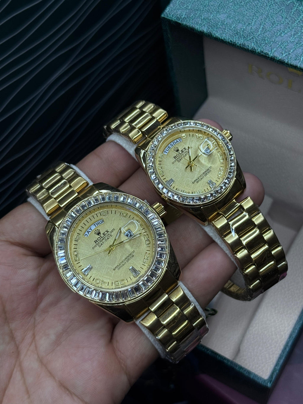 👉 Reloj Elegante en Pareja – Acero con Detalles Premium